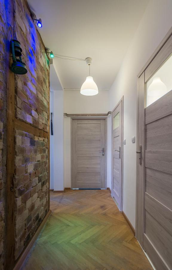 Uwh Hostel グダニスク エクステリア 写真